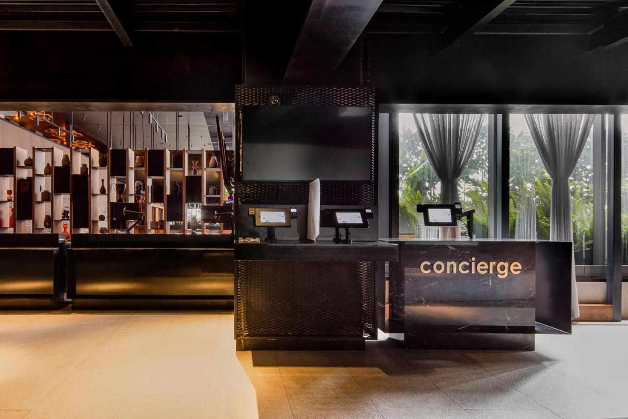Fiesta Americana Viaducto Aeropuerto Μεξικό Εξωτερικό φωτογραφία Concierge desk at a hotel