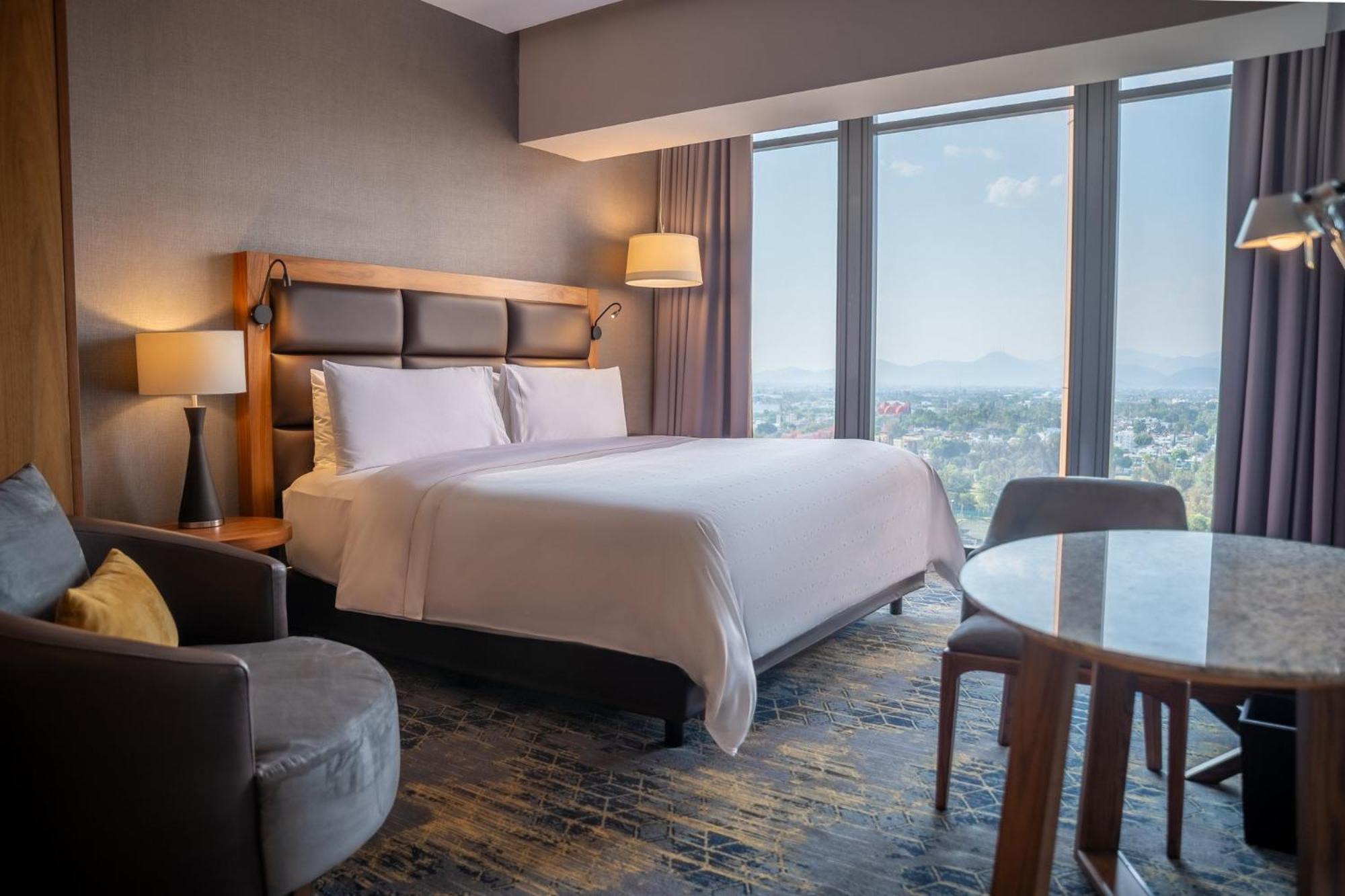 Fiesta Americana Viaducto Aeropuerto Μεξικό Εξωτερικό φωτογραφία A guest room at the hotel